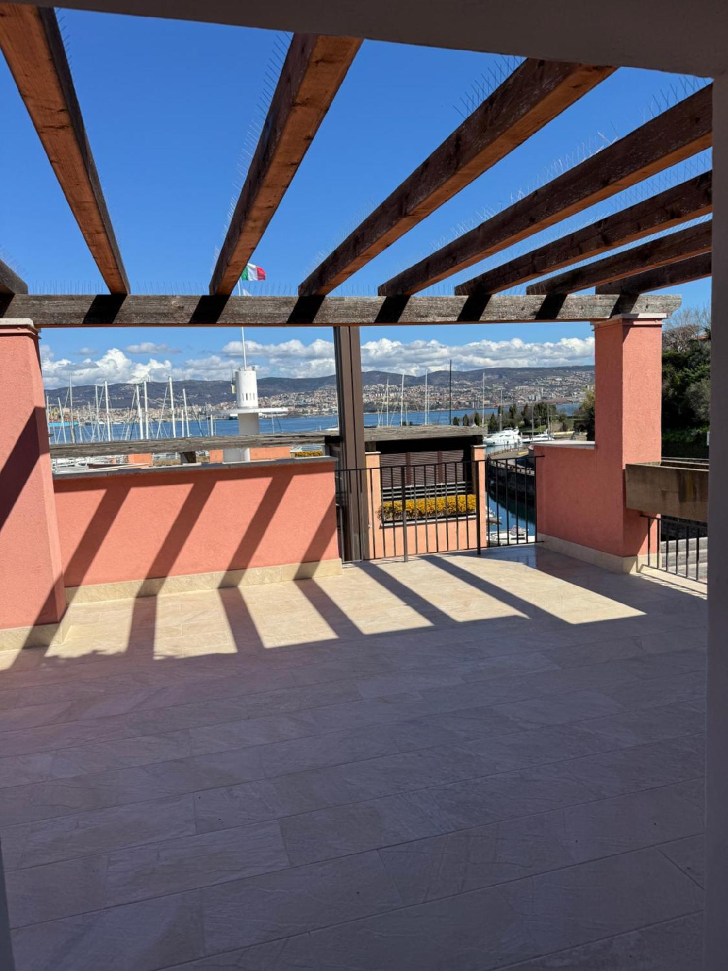 Apartment Giulia Múggia Kültér fotó