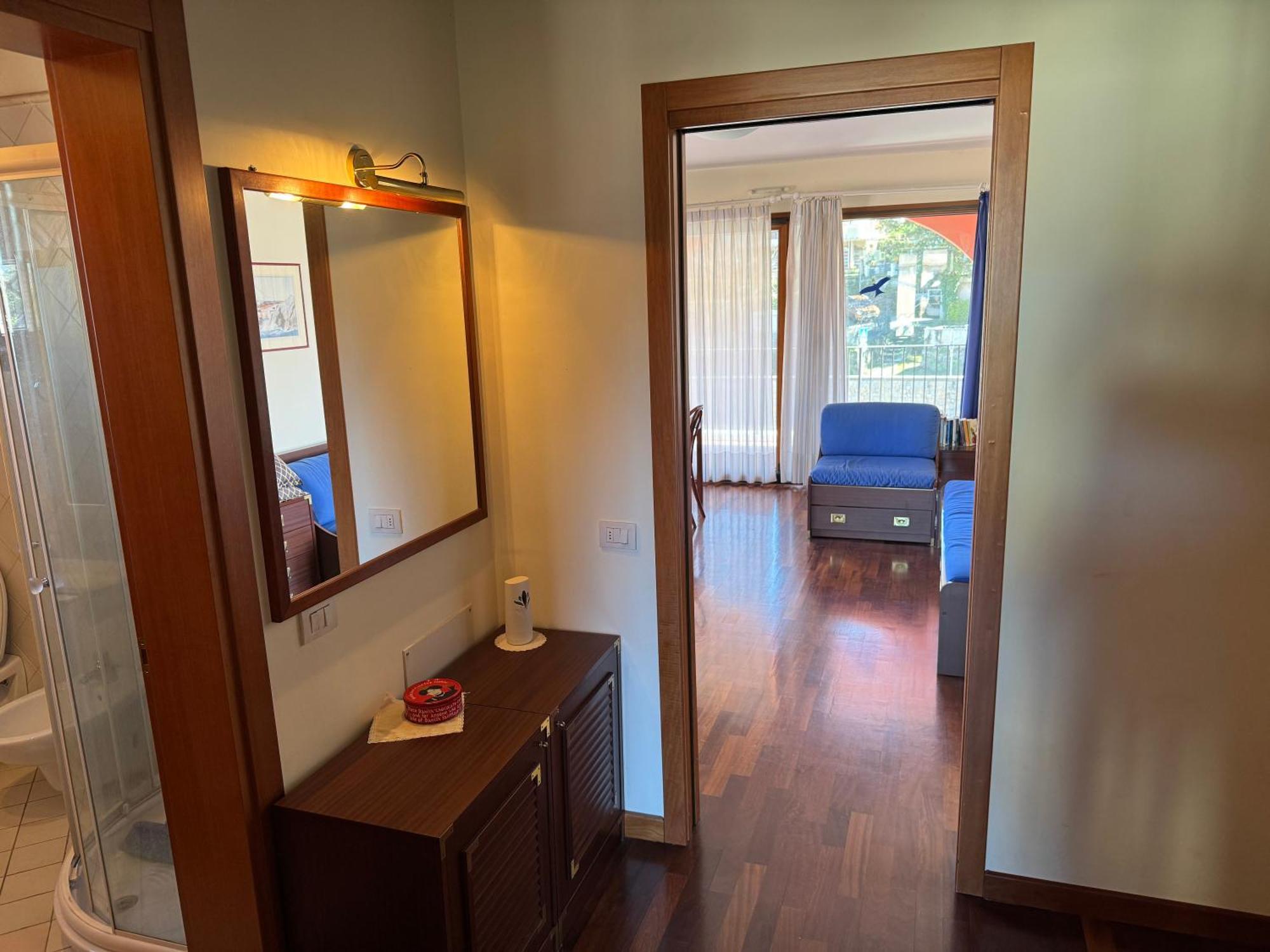 Apartment Giulia Múggia Kültér fotó
